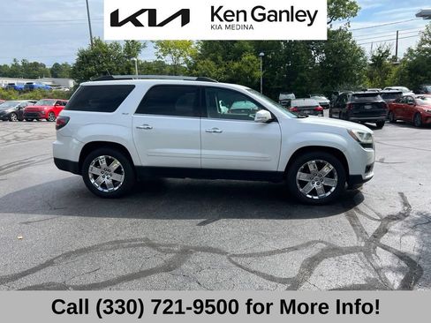 Used 2017 GMC Acadia Limited SLT AWD/4WD image 4