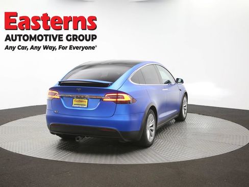 Used 2019 Tesla Model X 75D AWD/4WD image 35