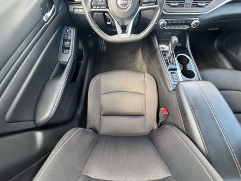 Used 2024 Nissan Altima 2.5 SV w/ SV Premium Package AWD/4WD image 14