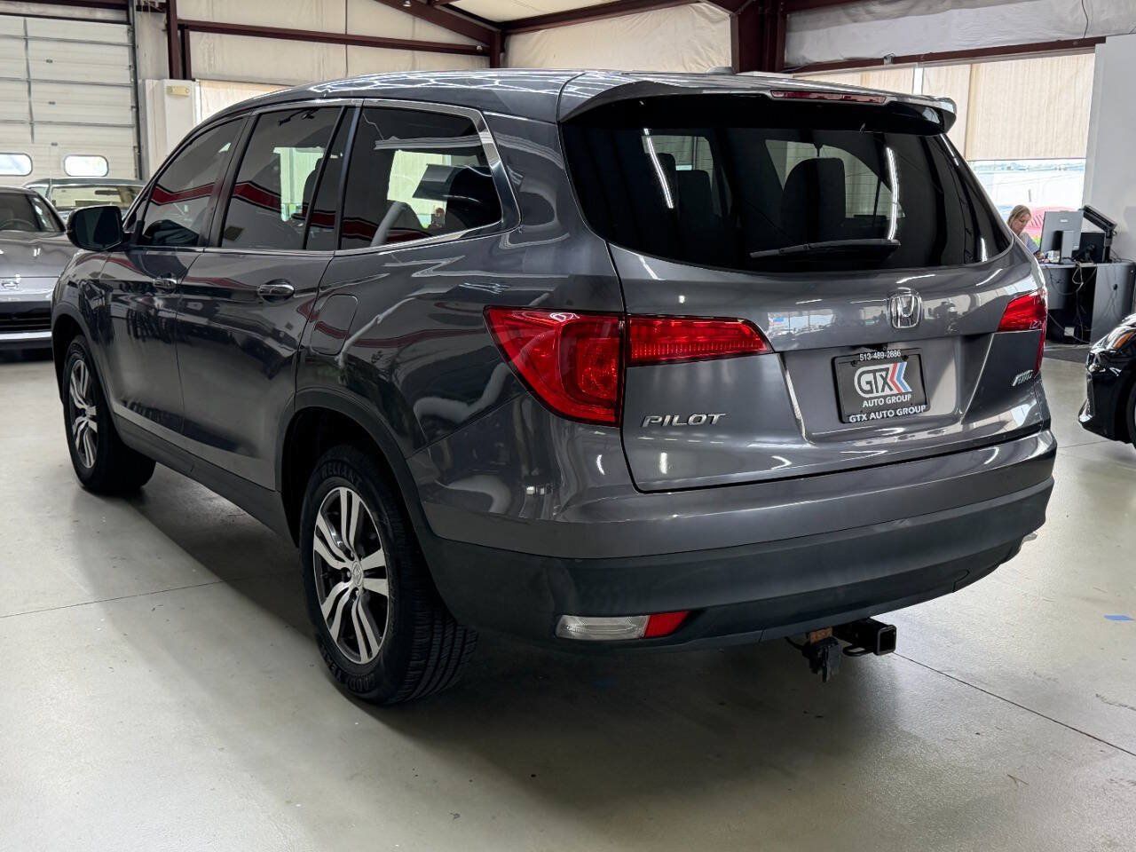 Used 2017 Honda Pilot EX-L image 4