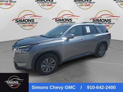 Used 2024 Nissan Pathfinder SV w/ SV Premium Package