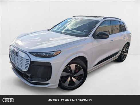 New 2025 Audi SQ6 e-tron Premium Plus image 1