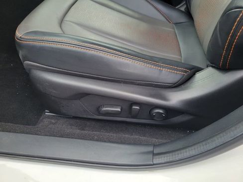 Used 2025 Subaru Crosstrek 2.5i Limited w/ Crosstrek Mirror Package AWD/4WD image 10