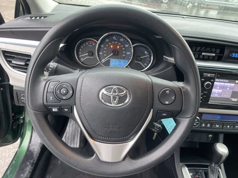 Used 2015 Toyota Corolla LE FWD image 16