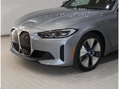Certified 2023 BMW i4 eDrive35 RWD image 2