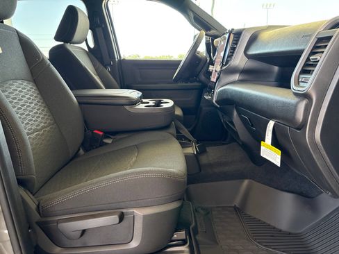 New 2026 RAM 2500 Tradesman AWD/4WD image 16