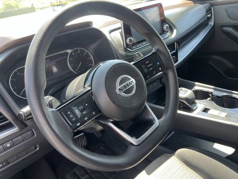 Used 2021 Nissan Rogue SV AWD/4WD image 27