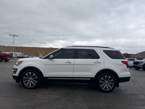 Used 2016 Ford Explorer Platinum AWD/4WD image 12