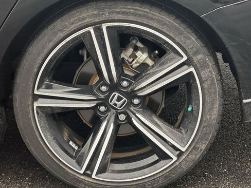 Used 2024 Honda Accord Sport image 4