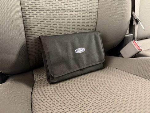 Used 2016 Ford F150 XLT AWD/4WD image 27