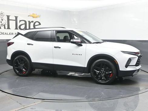 Used 2024 Chevrolet Blazer LT w/ Sound & Technology Package FWD image 1