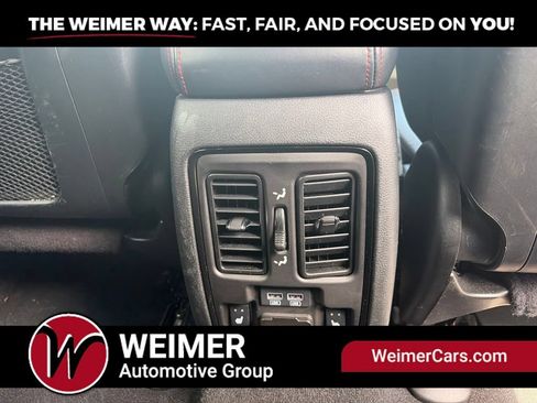 Used 2024 Dodge Durango GT AWD/4WD image 18