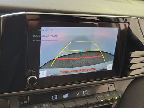 Used 2025 Toyota Camry LE w/ Convenience Package FWD image 29