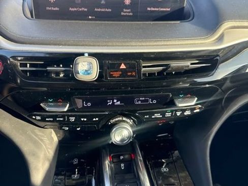 Used 2024 Acura MDX FWD w/ Technology Package image 9