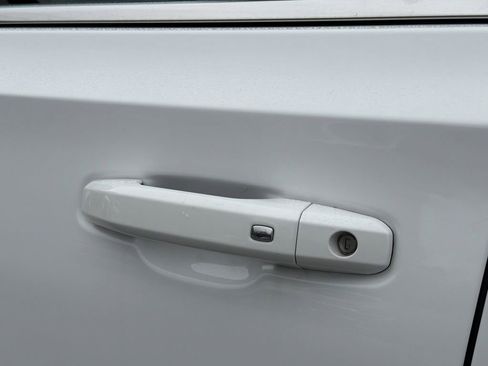 Used 2024 Chevrolet Tahoe LT image 33