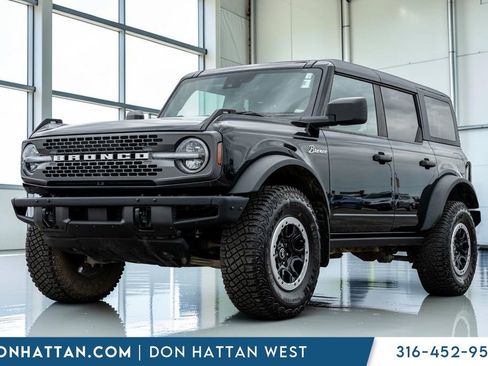 Used 2024 Ford Bronco Badlands w/ Sasquatch Package AWD/4WD image 1