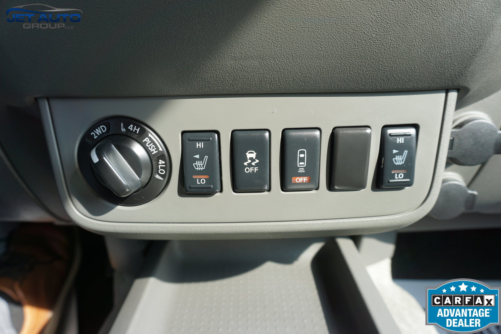 Used 2016 Nissan Frontier SV w/ SV Value Truck Package AWD/4WD image 32