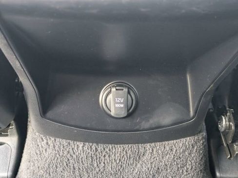 Used 2024 Kia Sorento LX image 14