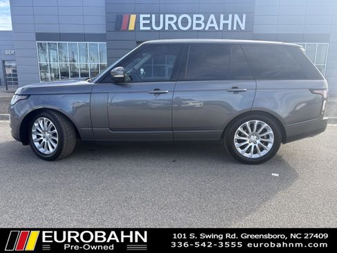 Used 2018 Land Rover Range Rover HSE image 2