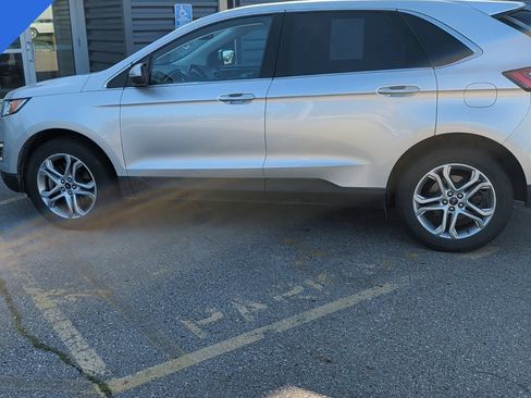 Used 2016 Ford Edge Titanium w/ Technology Package AWD/4WD image 7
