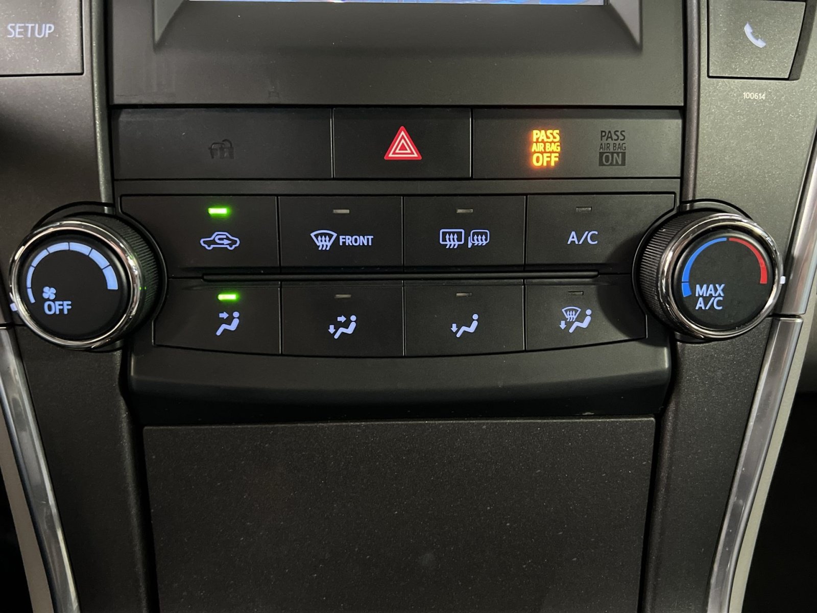 Used 2016 Toyota Camry LE FWD image 20