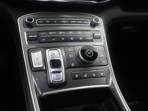 Used 2023 Hyundai Santa Fe Calligraphy FWD image 12