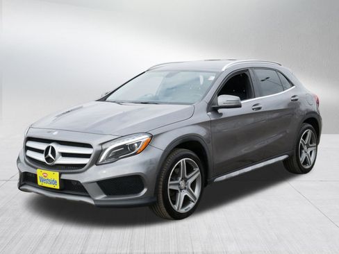 Used 2015 Mercedes-Benz GLA 250 4MATIC image 3
