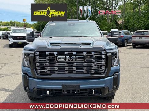 New 2026 GMC Sierra 3500 Denali Ultimate w/ LPO, Black Badging Package AWD/4WD image 6