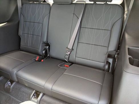 Used 2026 Buick Enclave Avenir w/ Super Cruise Package FWD image 21