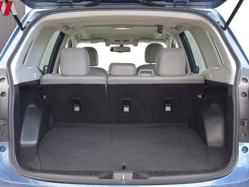 Used 2015 Subaru Forester 2.5i Premium AWD/4WD image 31