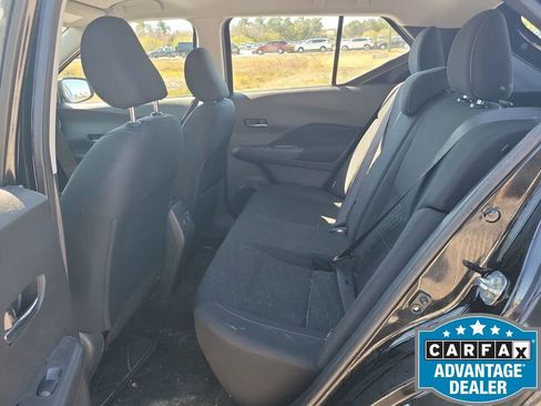 Used 2021 Nissan Kicks SV image 24