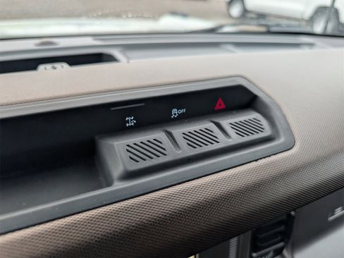 Used 2022 Ford Bronco Outer Banks image 29