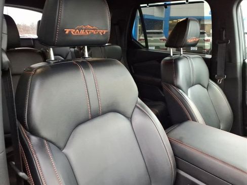Used 2023 Honda Pilot TrailSport image 24