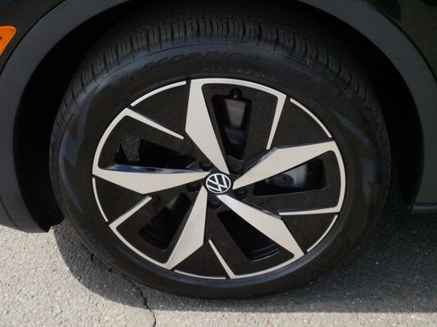 Certified 2023 Volkswagen ID.4 Pro S image 15
