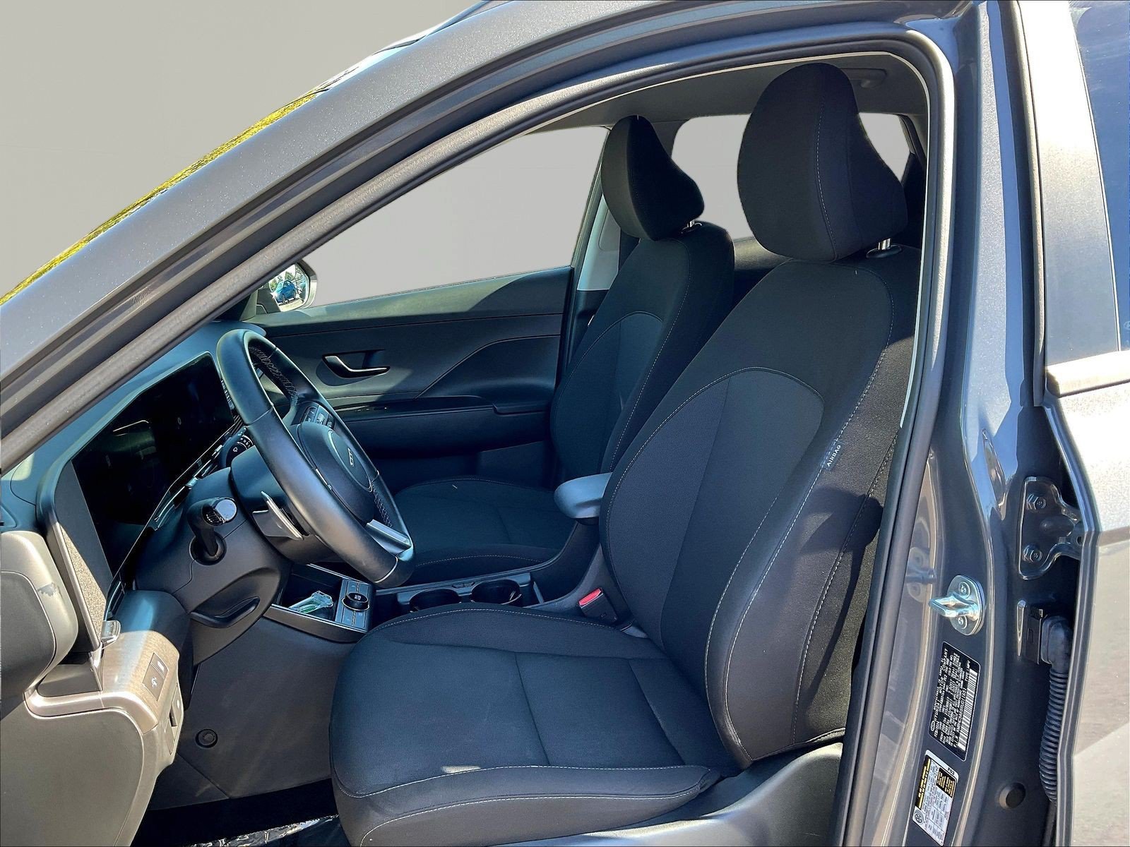 Used 2024 Hyundai Kona SEL FWD image 20