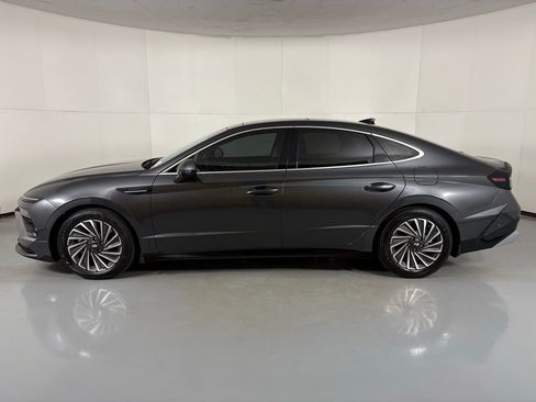Used 2025 Hyundai Sonata Limited image 51