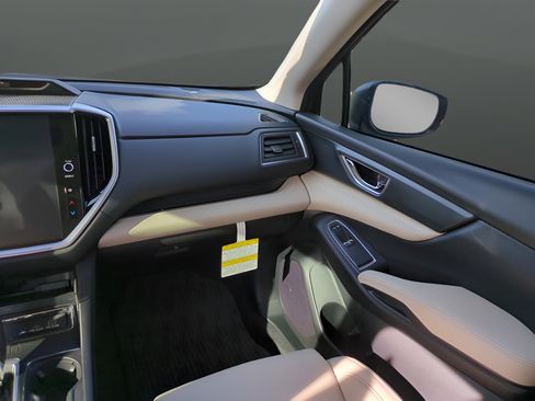 Used 2025 Subaru Ascent Limited AWD/4WD image 15
