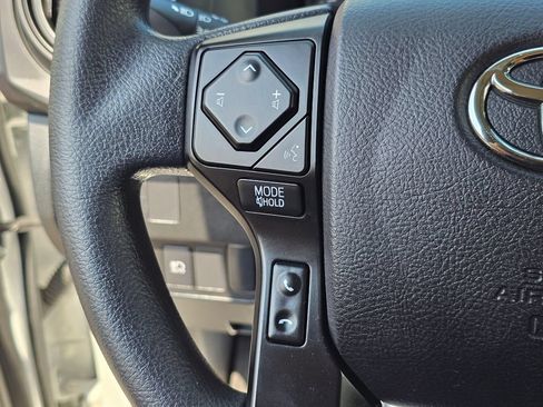 Used 2022 Toyota Tacoma SR RWD image 28