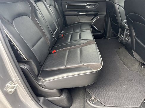 Used 2024 RAM 1500 Laramie image 30