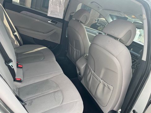Used 2016 Hyundai Sonata SE FWD image 30