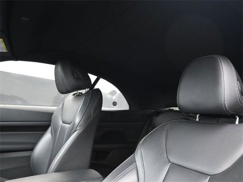 Used 2024 BMW 430i Convertible image 9