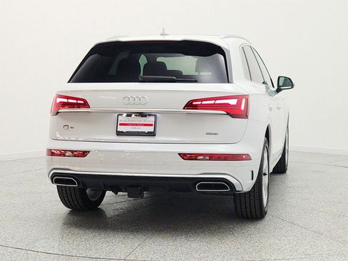 Used 2025 Audi Q5 2.0T Premium Plus w/ Premium Plus Package AWD/4WD image 6