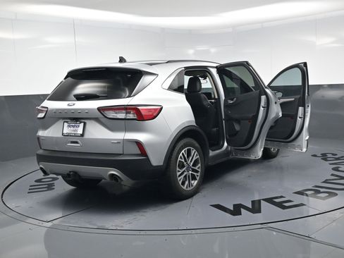 Used 2020 Ford Escape SEL image 17