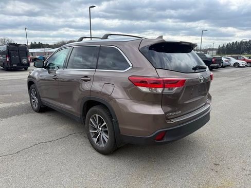 Used 2019 Toyota Highlander XLE image 8