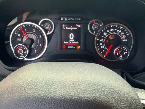 Used 2026 RAM 2500 Tradesman AWD/4WD image 5