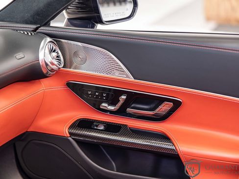 Used 2022 Mercedes-Benz SL 63 AMG 4MATIC w/ AMG Aerodynamic Package image 24