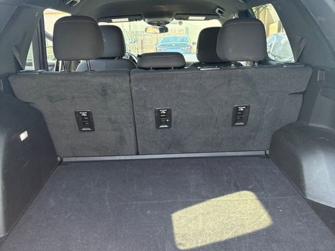 Used 2025 Chevrolet Equinox LT FWD image 4