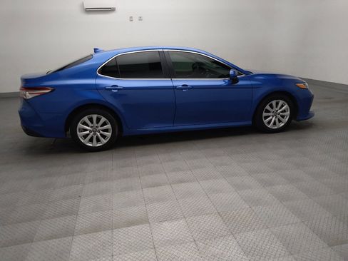 Used 2020 Toyota Camry LE FWD image 10