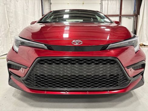 Used 2026 Toyota Corolla SE FWD image 2