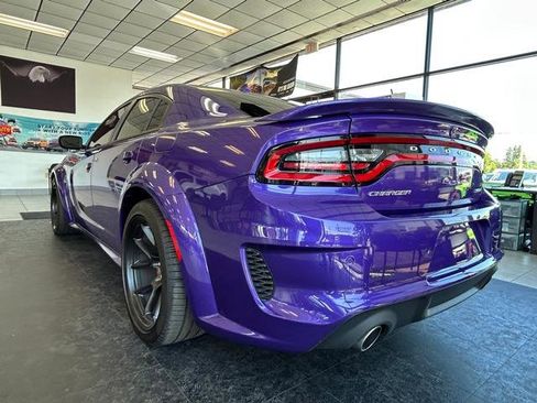Used 2023 Dodge Charger SRT Hellcat w/ Harman/Kardon Audio Group image 5